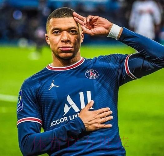 六台-姆巴佩随行人员感觉巴黎想要玷污球员形象